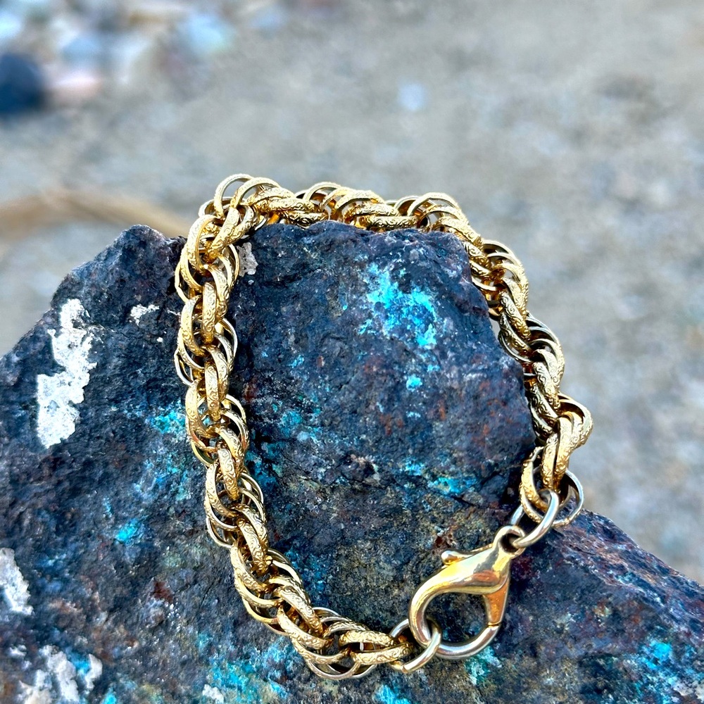 4 Gold Chain Bracelets Chunky & Rope Chain Nice! - Picture 4 of 5